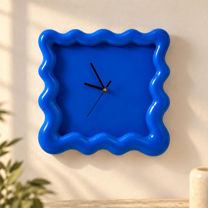 Modern Wall Clock Round Silent Movement Wall Mounted ABS Plastic 30cm for Home Decor
