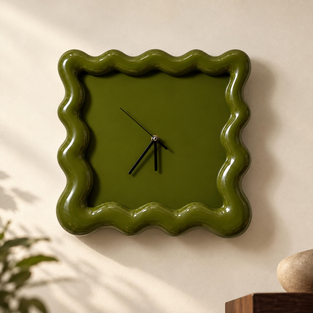 Modern Wall Clock Round Silent Movement Wall Mounted ABS Plastic 30cm for Home Decor