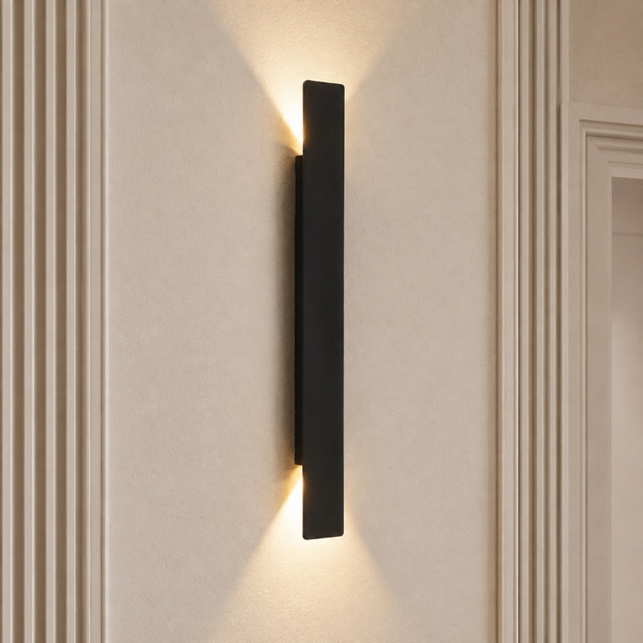 Modern Outdoor Wall Light Wall Mounted Aluminum 18W LED IP65 Weather Resistant for Exterior Use