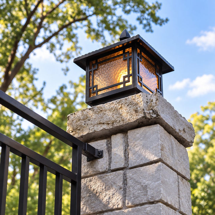 Solar Garden Pillar Light Adjustable Waterproof Aluminum with Tri-Color LED Functionality