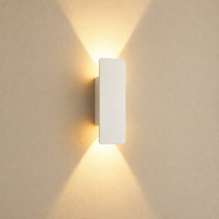Modern Outdoor Wall Light Wall Mounted Aluminum 18W LED IP65 Weather Resistant for Exterior Use