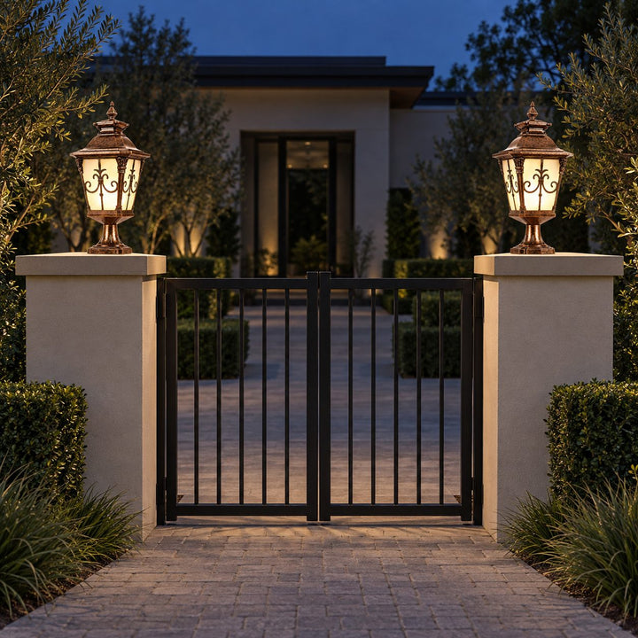 Victorian Outdoor Pillar Light Solar or Hardwired Die-Cast Aluminum Glass IP65