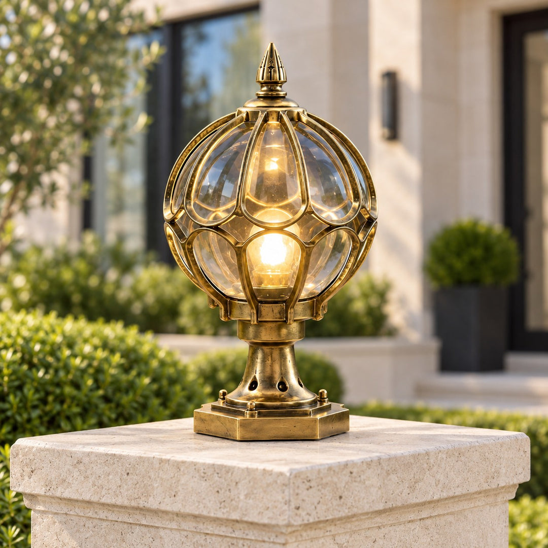 Modern Outdoor Pillar Light Aluminum Base Clear Glass Shade IP65 Rated for Garden and Pathways