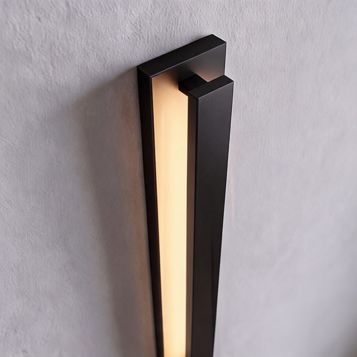 Modern Linear Wall Light LED Outdoor Fixture Stainless Steel Dimmable 3000K IP65 Waterproof
