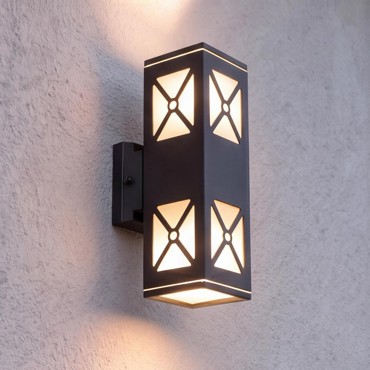 Modern Dual Head Outdoor Wall Light Waterproof Aluminum LED Energy Saving 360-Degree Illumination