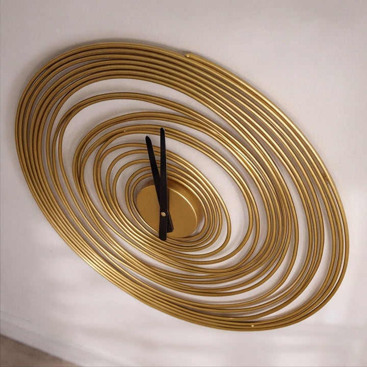Modern Round Wall Clock Large Metal Quiet Mechanism 49cm Diameter for Kitchen and Home Decor